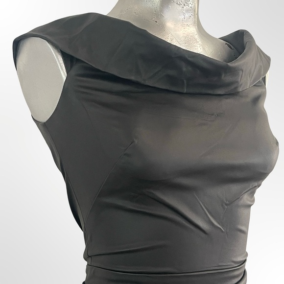 Very Elegant Aida Black Sleeveless Dress in size 4 - Picture 2 of 6